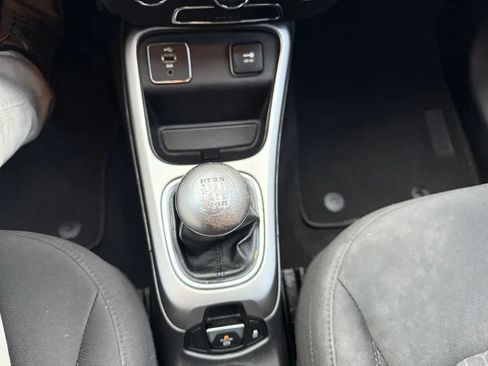 Used 2017 Jeep Compass Sport image 10