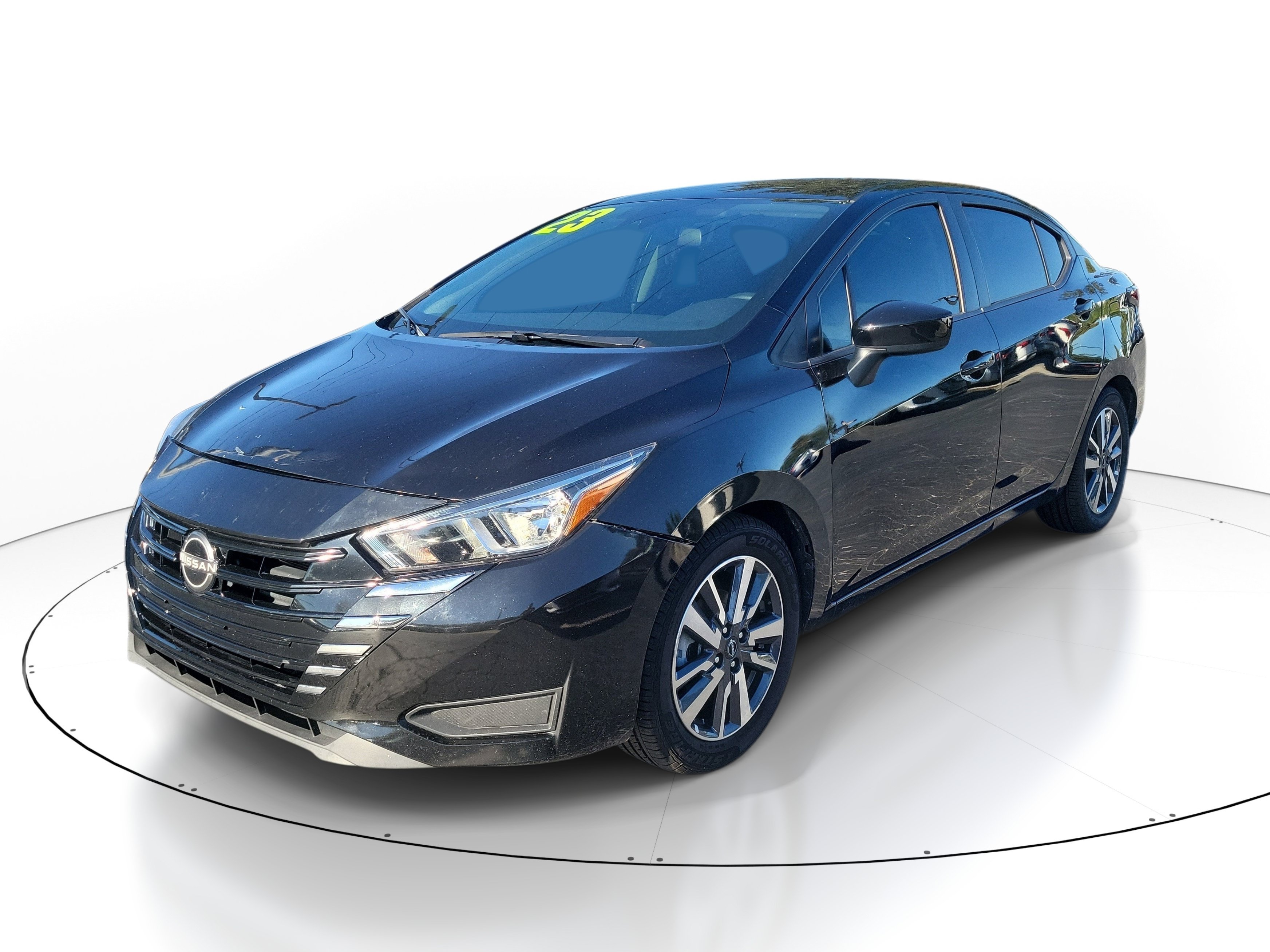 Certified 2023 Nissan Versa SV FWD image 3