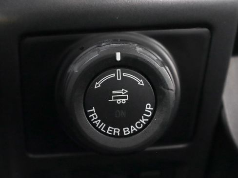 Used 2018 Ford F150 XLT w/ XTR Package image 29