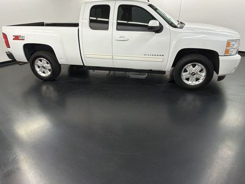 Used 2012 Chevrolet Silverado 1500 LT w/ All-Star Edition RWD image 8