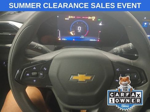 Used 2025 Chevrolet TrailBlazer LT AWD/4WD image 9