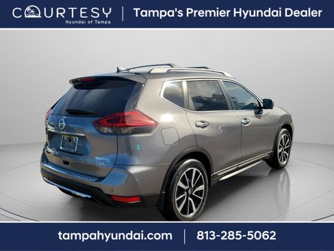 Used 2019 Nissan Rogue SL w/ Premium Package image 3