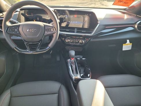 New 2026 Chevrolet Trax RS w/ Driver Confidence Package image 7