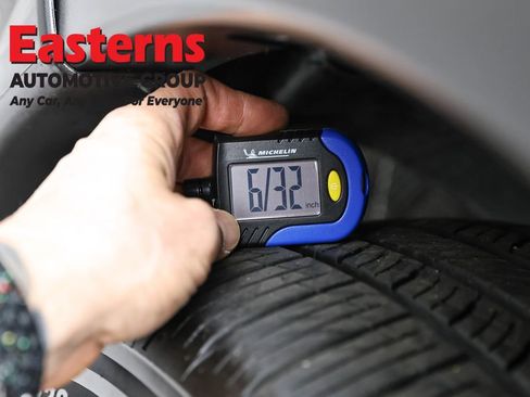 Used 2023 Nissan Pathfinder SL w/ SL Premium Package image 30