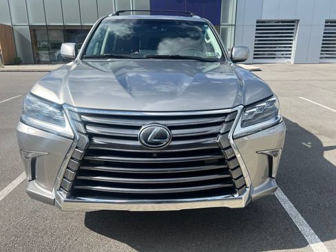 Used 2017 Lexus LX 570 4WD w/ Luxury Package image 1