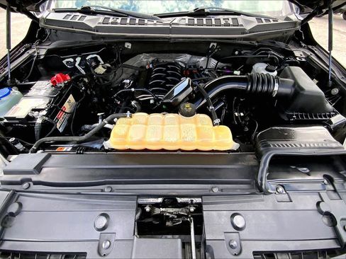 Used 2018 Ford F150 Lariat image 32