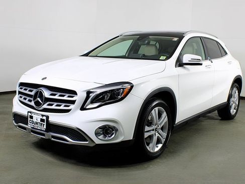 Used 2020 Mercedes-Benz GLA 250 4MATIC image 1