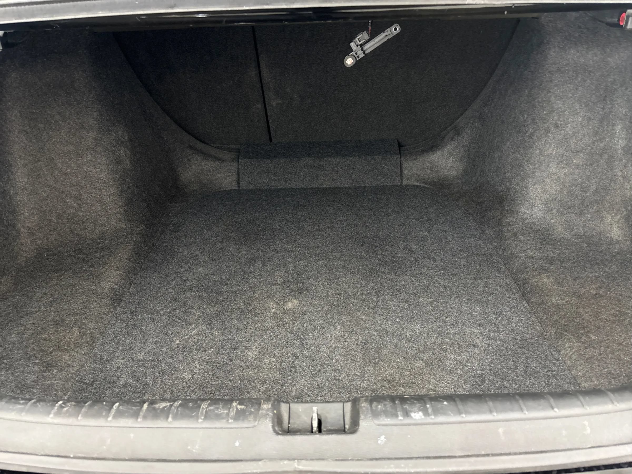 Used 2018 Honda Accord Sport image 16