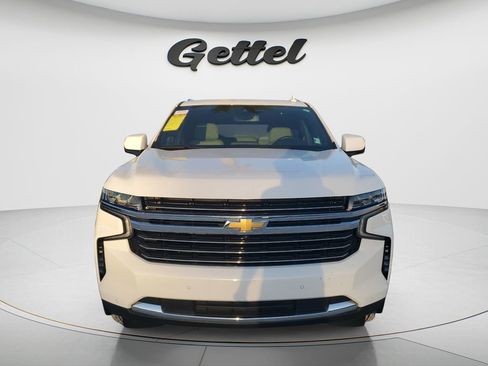 Used 2024 Chevrolet Tahoe LT w/ Luxury Package image 2