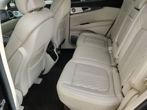 Used 2020 Lincoln Nautilus Black Label w/ Cargo Utility Package image 10