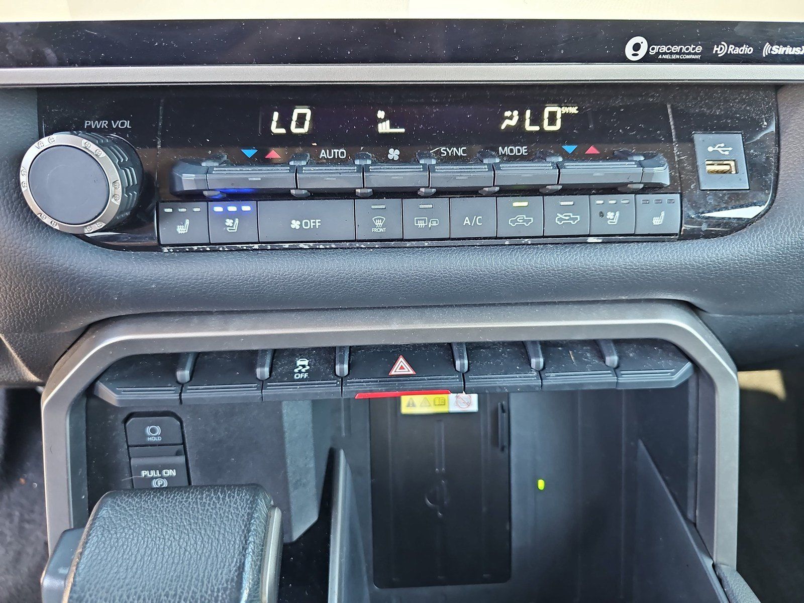 Used 2023 Toyota Tundra Limited w/ Power Package RWD image 26