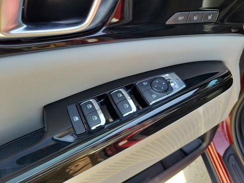 Used 2022 Kia Carnival SX FWD image 17