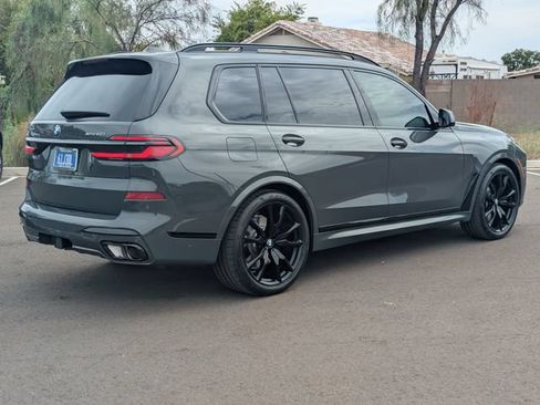 Used 2026 BMW X7 xDrive40i w/ M Sport Package AWD/4WD image 6