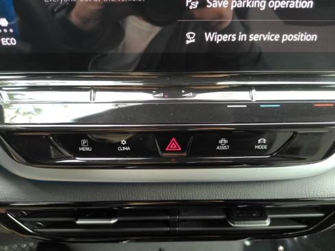 Used 2023 Volkswagen ID.4 Pro RWD image 42