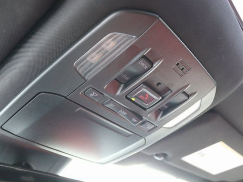 Used 2022 Toyota Highlander XSE image 39