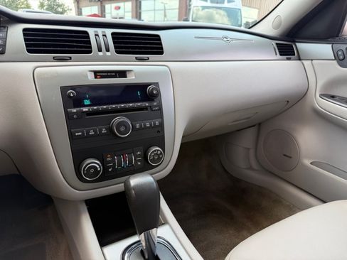 Used 2007 Chevrolet Impala SS w/ Convenience Package FWD image 12