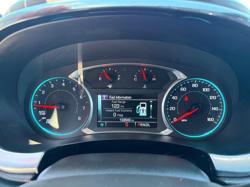 Used 2019 Chevrolet Traverse Premier AWD/4WD image 29