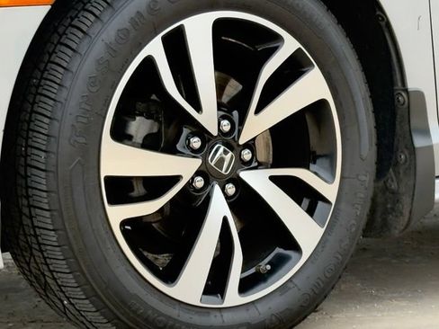 Used 2020 Honda Odyssey Elite image 13