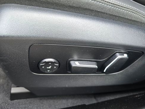 Used 2024 BMW i5 M60 w/ Premium Package image 16