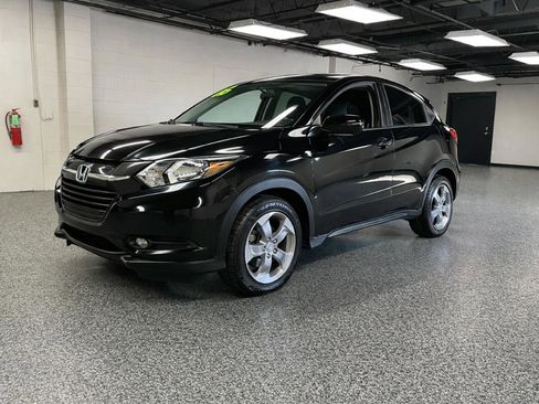Used 2016 Honda HR-V EX image 9