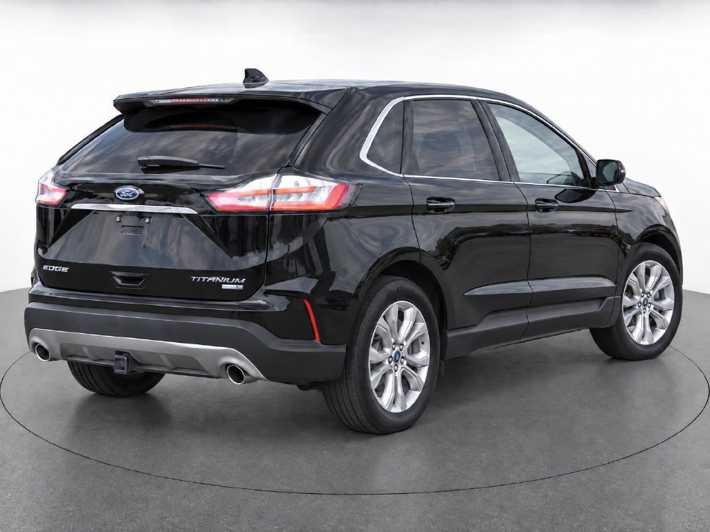 Used 2020 Ford Edge Titanium w/ Equipment Group 301A AWD/4WD image 7