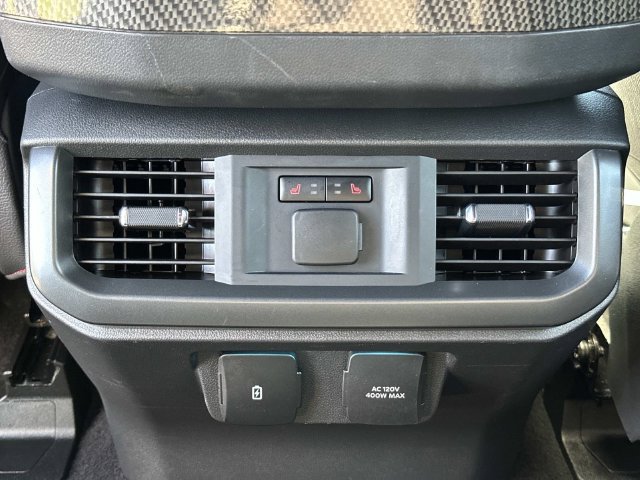 Used 2025 Ford F150 Lariat w/ Equipment Group 502A High AWD/4WD image 34