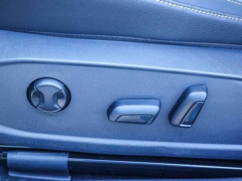 New 2026 Volkswagen Jetta SE image 32