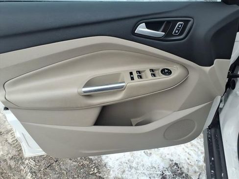 Used 2016 Ford C-MAX Energi SEL w/ Equipment Group 302A image 14