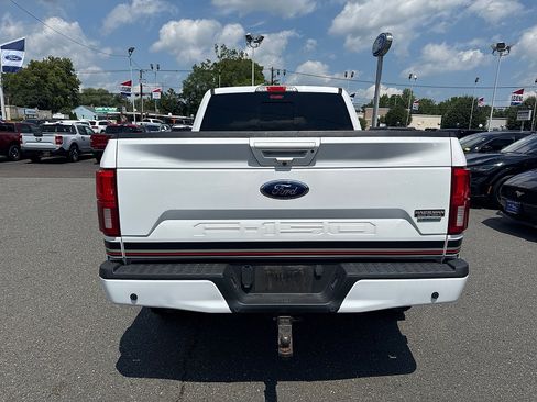 Used 2018 Ford F150 Lariat w/ Equipment Group 502A Luxury AWD/4WD image 4