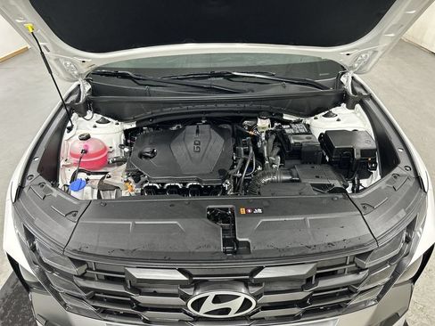 Used 2025 Hyundai Tucson SE AWD/4WD image 23