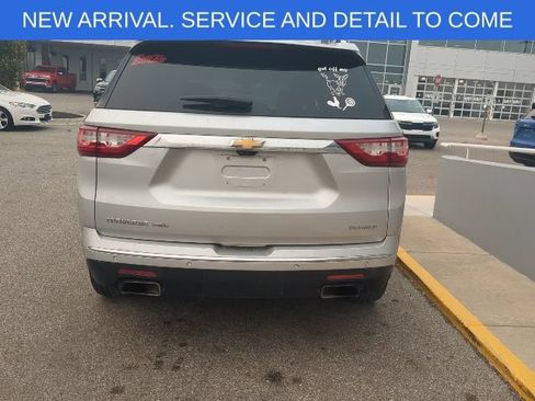 Used 2021 Chevrolet Traverse Premier w/ LPO, Floor Liner Package AWD/4WD image 5