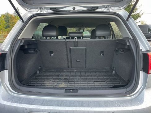 Used 2016 Volkswagen e-Golf SEL Premium image 26