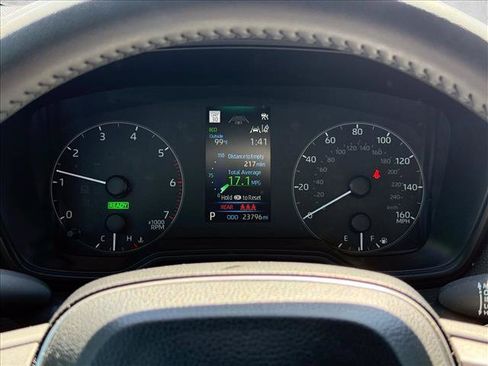 Used 2024 Toyota Corolla SE w/ SE Package FWD image 11