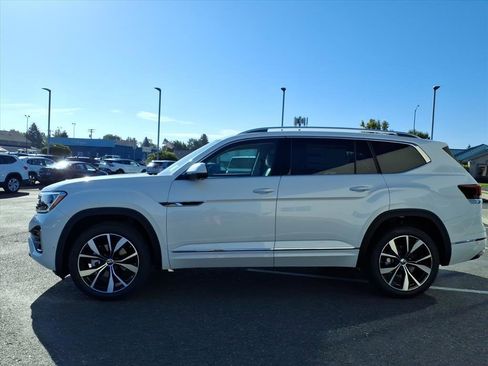 New 2026 Volkswagen Atlas SEL Premium R-Line AWD/4WD image 5