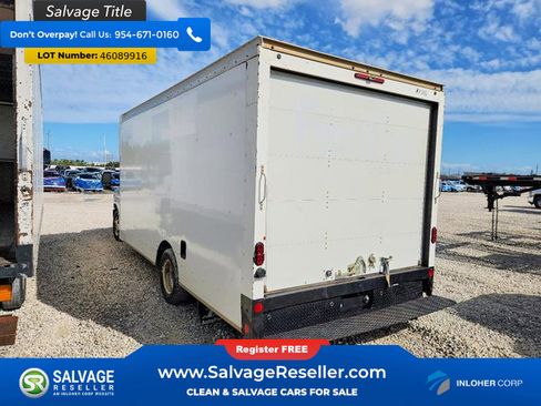 Used 2024 Ford E-350 and Econoline 350 Super Duty w/ Driver's Safety Package image 4