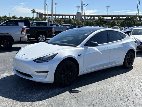 Used 2020 Tesla Model 3 RWD image 9