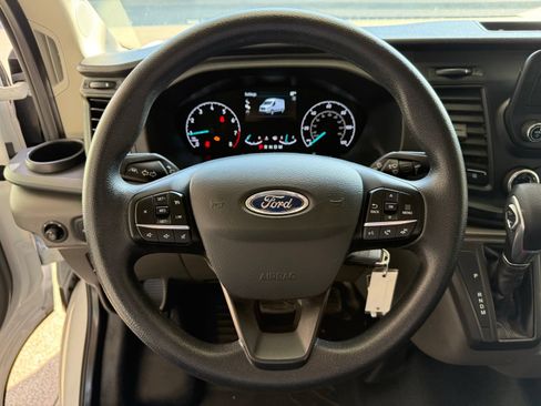 Used 2024 Ford Transit 250 Low Roof w/ Exterior Upgrade Package RWD image 15