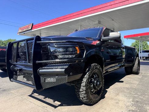 Used 2021 RAM 3500 Limited w/ Safety Group AWD/4WD image 15