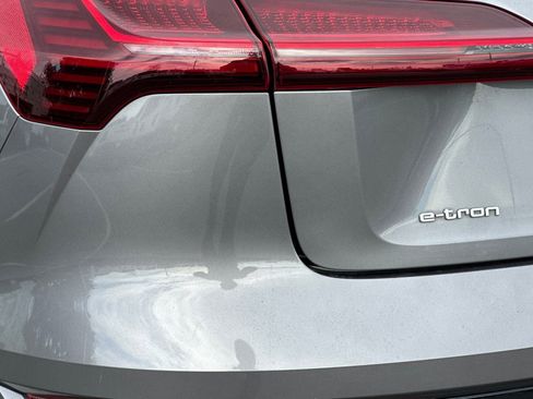 Used 2019 Audi e-tron Premium Plus w/ Cold Weather Package image 36