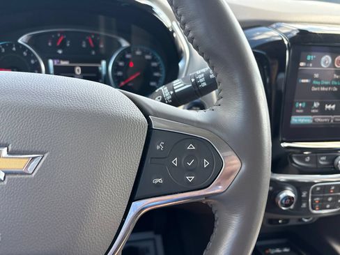 Used 2018 Chevrolet Traverse Premier w/ Driver Confidence II Package FWD image 13