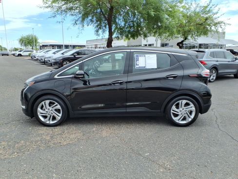 Used 2022 Chevrolet Bolt LT FWD image 7