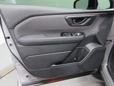 Used 2026 Subaru Forester Premium AWD/4WD image 12
