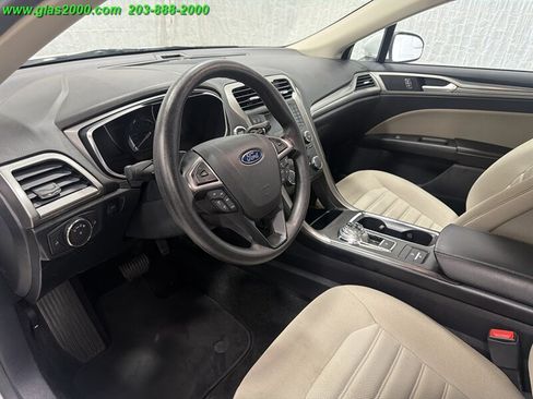 Used 2018 Ford Fusion S FWD image 3