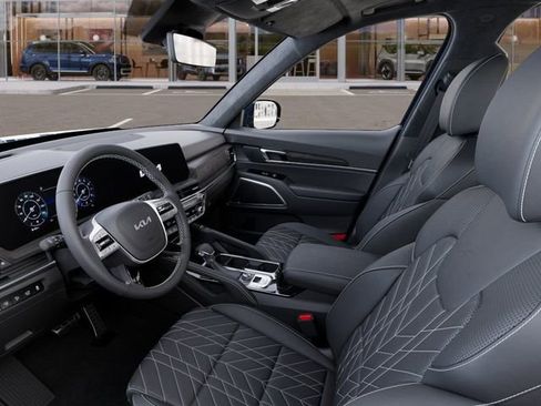 Certified 2025 Kia Telluride SX Prestige X-Line AWD/4WD image 17