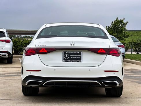 Used 2025 Mercedes-Benz E 350 Sedan image 7