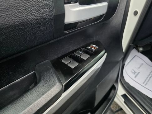 Used 2017 Toyota Tundra SR5 RWD image 24