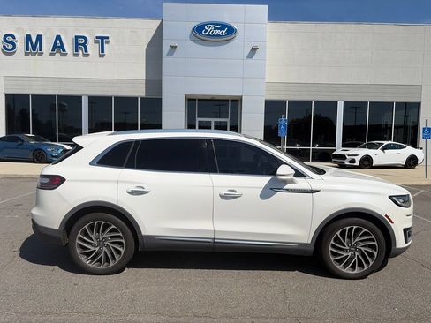 Used 2020 Lincoln Nautilus Reserve FWD image 1