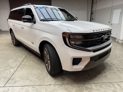 Certified 2025 Ford Expedition Max King Ranch AWD/4WD image 8