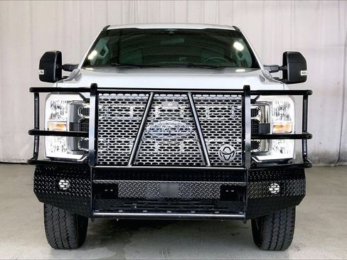 Used 2025 Ford F250 XLT w/ FX4 Off-Road Package AWD/4WD image 2