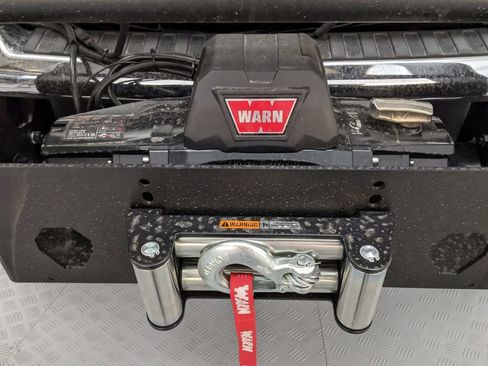 New 2025 Ford F250 XLT image 8